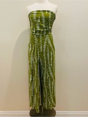 Fighting Eel Olive Green Leaf Print Top